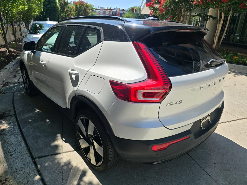 Certified 2023 Volvo XC40 Recharge Ultimate AWD/4WD image 6