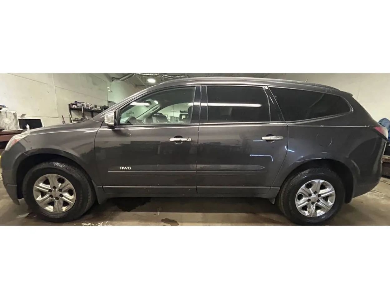 Used 2016 Chevrolet Traverse LS image 2