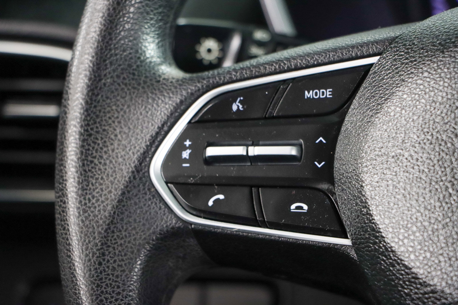 Used 2020 Hyundai Santa Fe SEL w/ Cargo Package FWD image 13