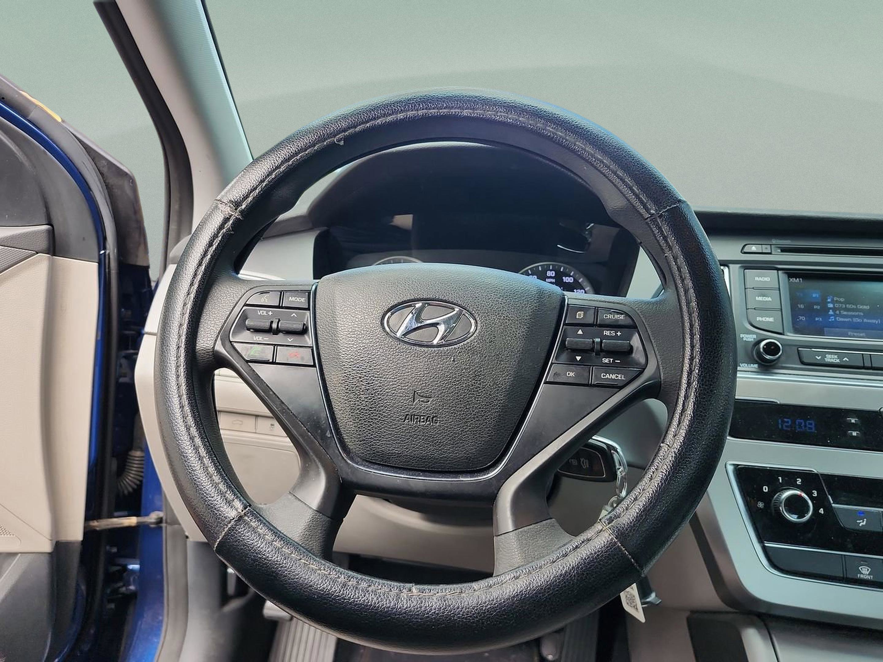 Used 2015 Hyundai Sonata SE w/ Option Group 09 image 11