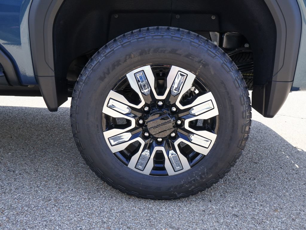 New 2026 GMC Sierra 3500 Denali w/ Denali Reserve Package AWD/4WD image 38