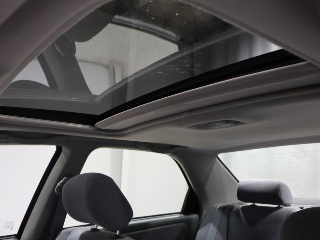 Used 2001 Toyota Camry LE image 8