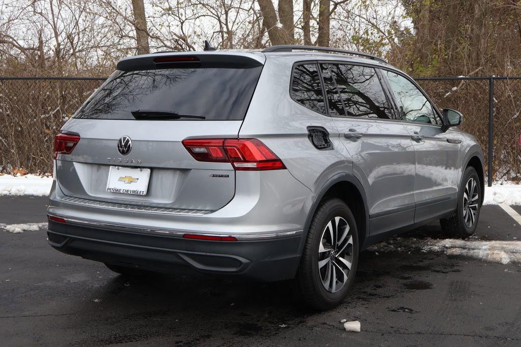 Used 2022 Volkswagen Tiguan S image 9