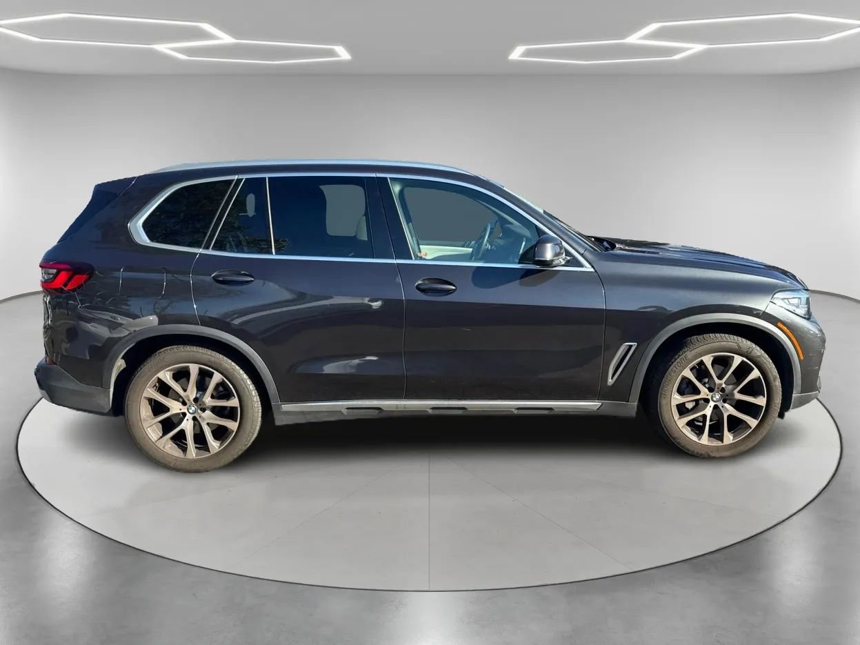 Used 2023 BMW X5 xDrive40i image 4