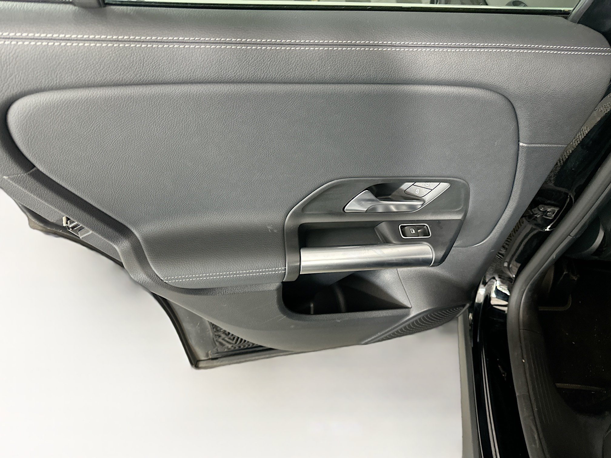 Used 2025 Mercedes-Benz GLA 250 image 25