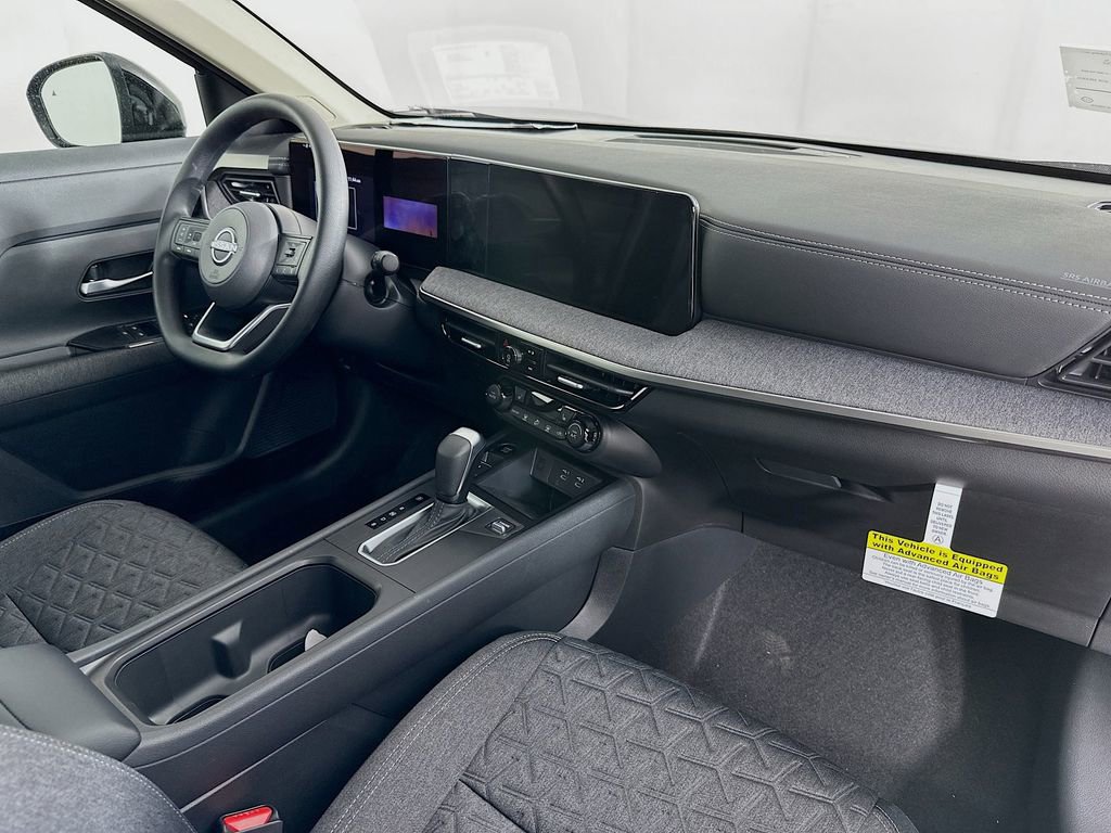 New 2026 Nissan Kicks SV w/ Charging Package FWD image 35