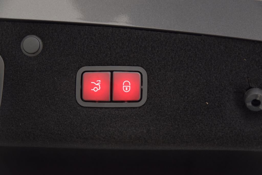 Used 2019 Mercedes-Benz S 560 4MATIC Coupe image 31