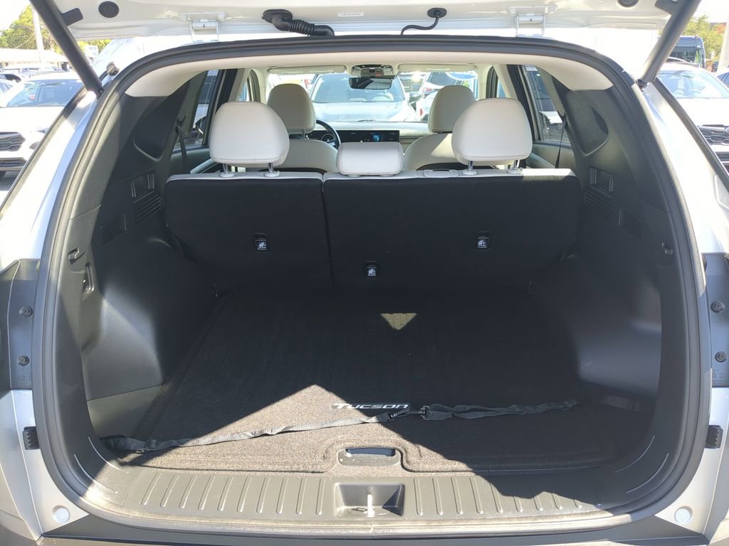 Used 2025 Hyundai Tucson SEL AWD/4WD image 9