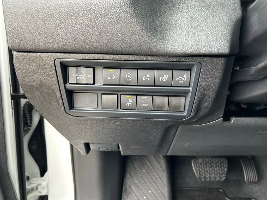 Used 2025 Toyota Tundra Limited image 14