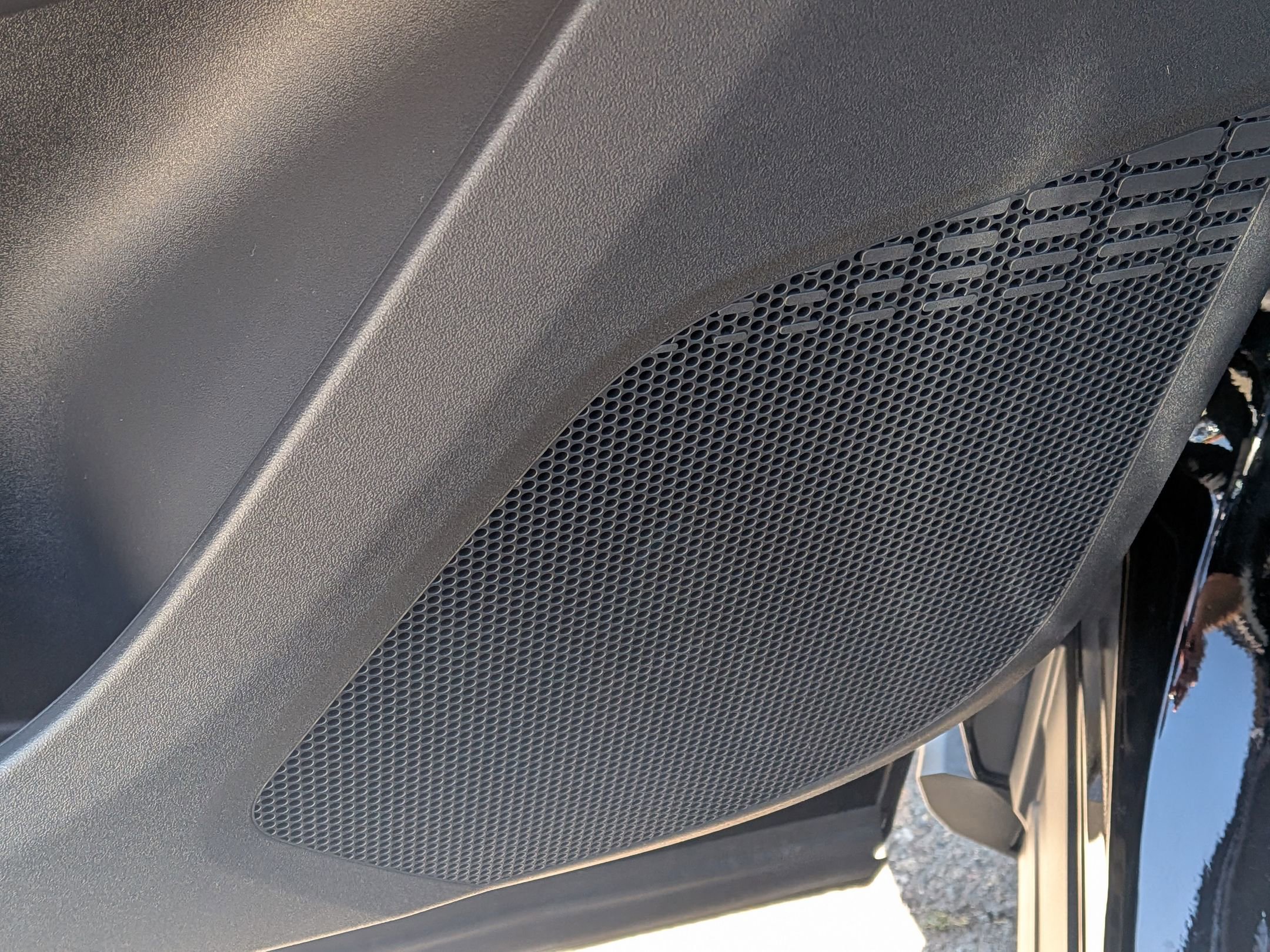 New 2026 Subaru Solterra Premium AWD/4WD image 17