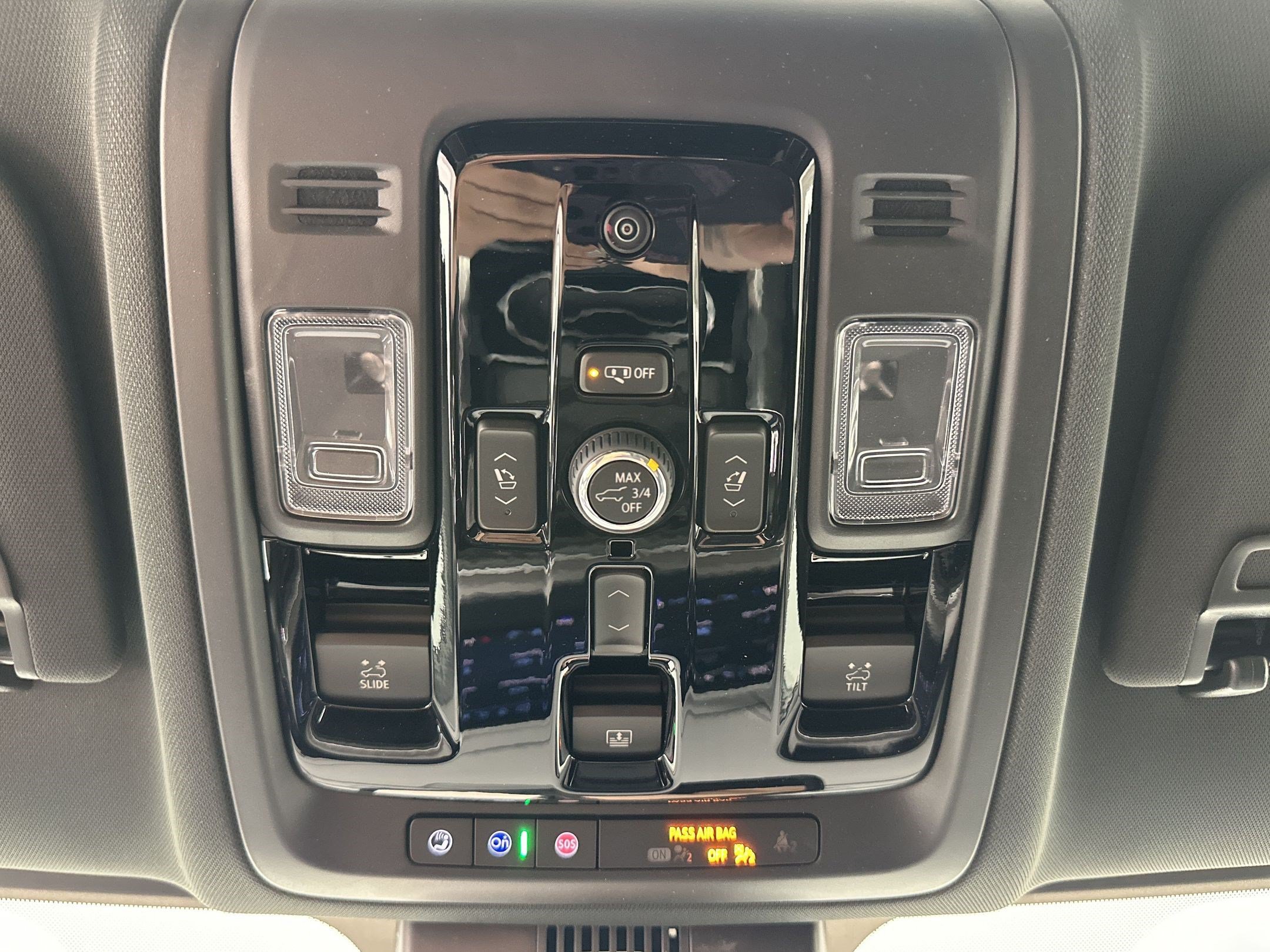New 2026 Chevrolet Suburban Premier w/ Sun And Tow Package AWD/4WD image 17