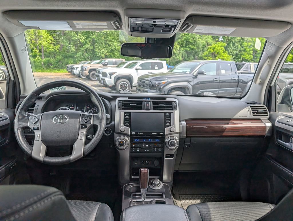 Used 2024 Toyota 4Runner Limited AWD/4WD image 20