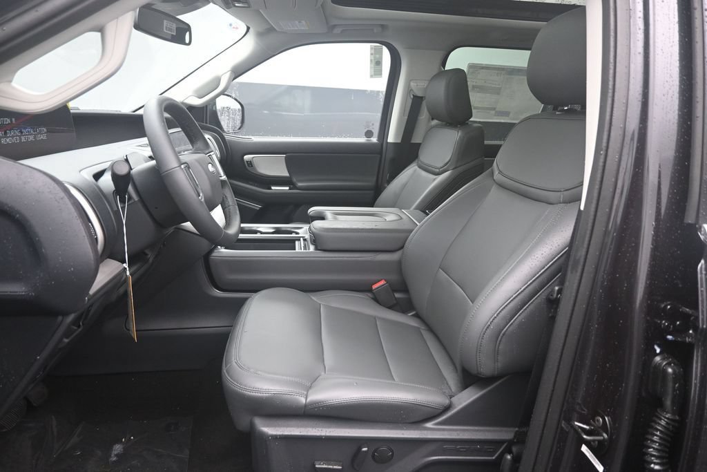 New 2026 Ford Expedition Active RWD image 18