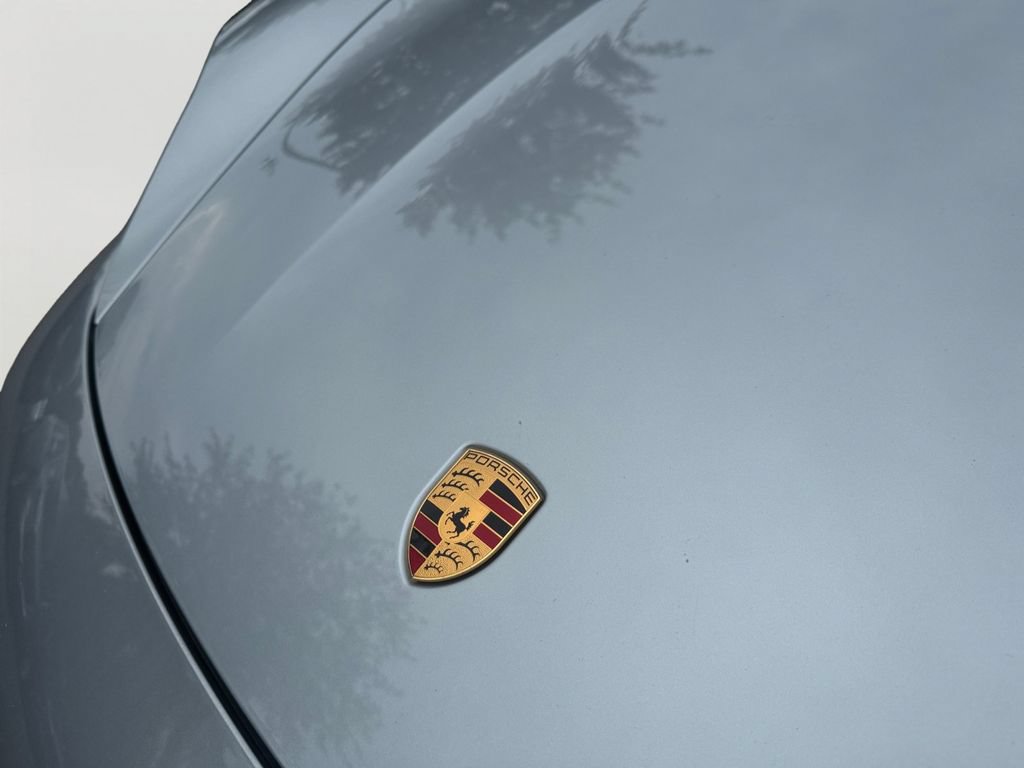 Used 2021 Porsche Taycan RWD image 28