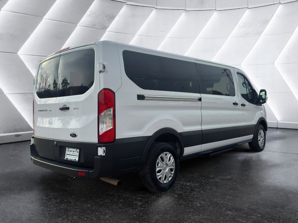 Used 2022 Ford Transit 350 XLT image 7
