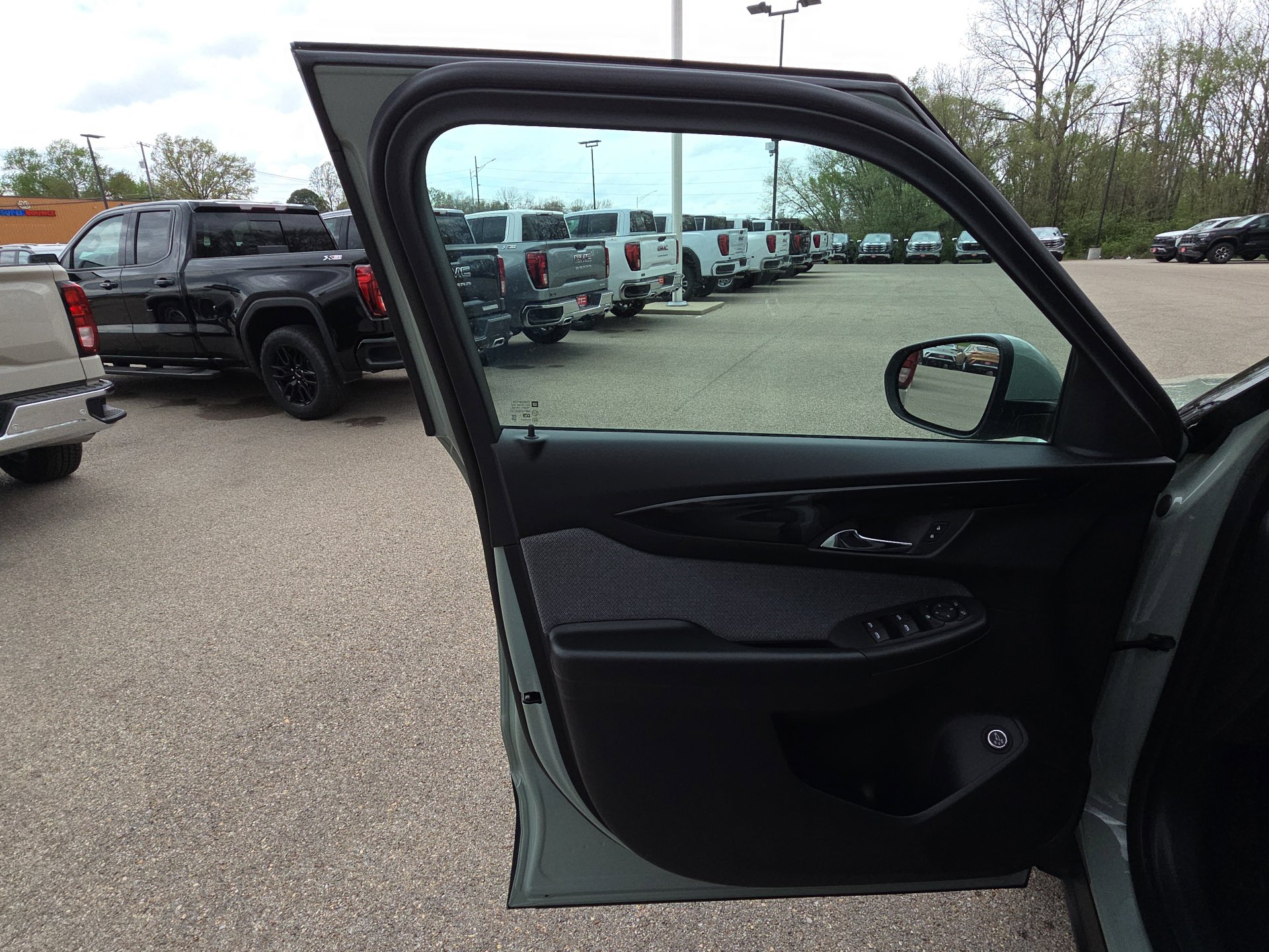 New 2026 Chevrolet TrailBlazer LT image 12