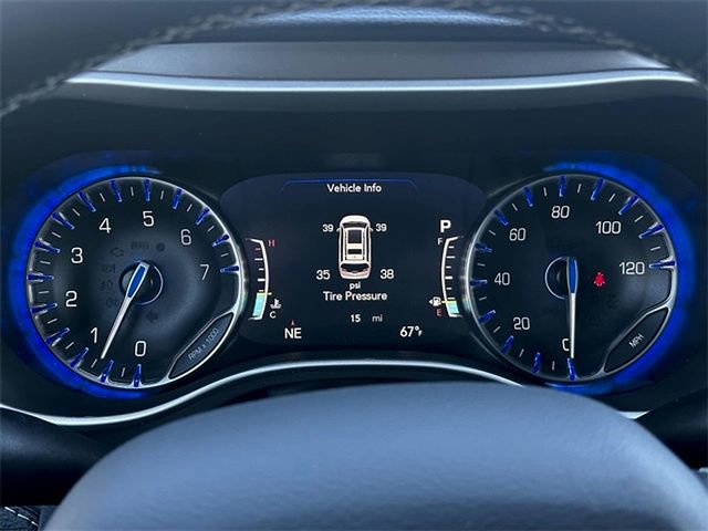 New 2025 Chrysler Pacifica Select image 10