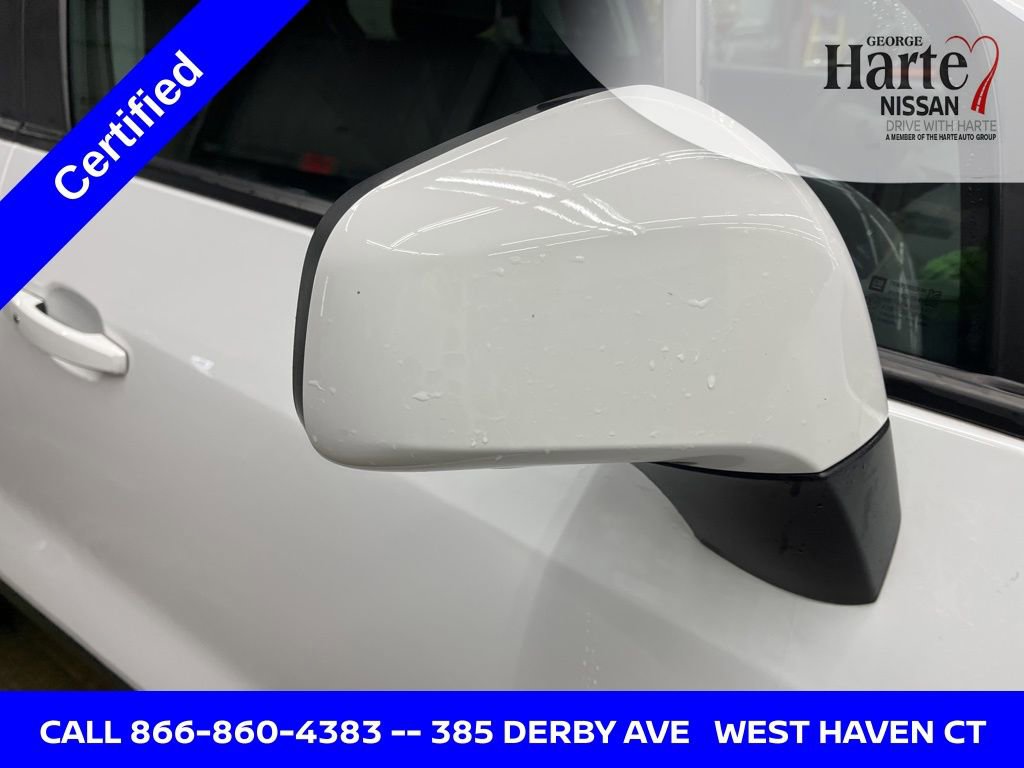 Used 2022 Chevrolet Trax LT w/ LT Convenience Package image 9