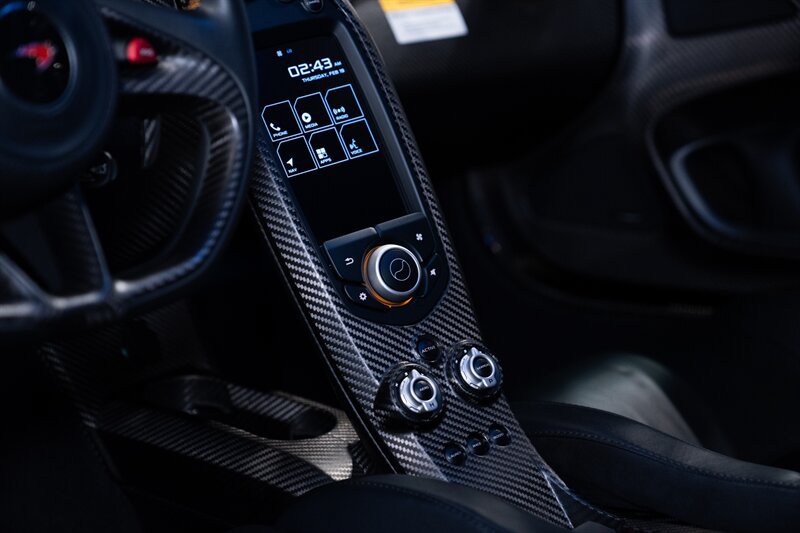 Used 2014 McLaren P1 RWD image 9