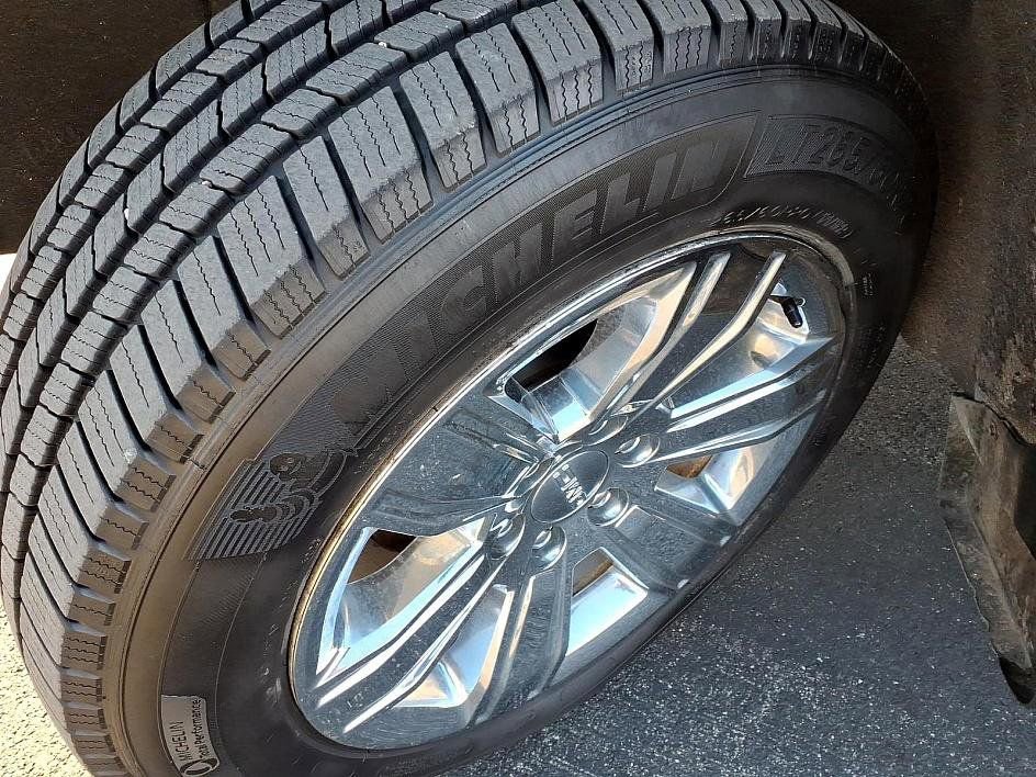 Used 2018 GMC Sierra 1500 SLT image 9