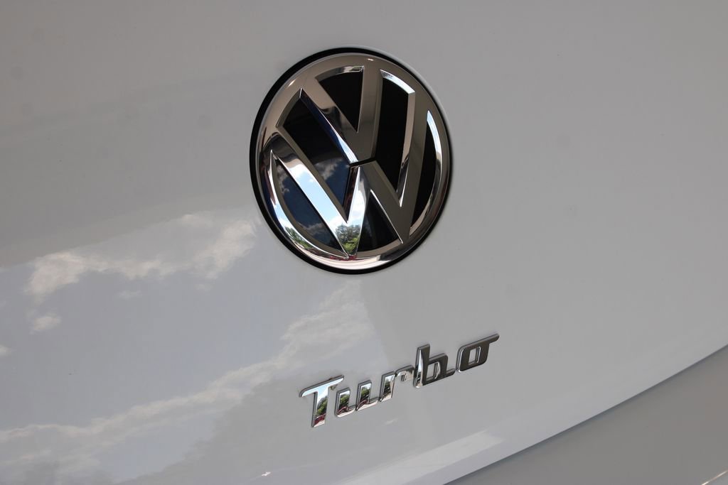 Used 2017 Volkswagen Beetle 1.8T SEL FWD image 34