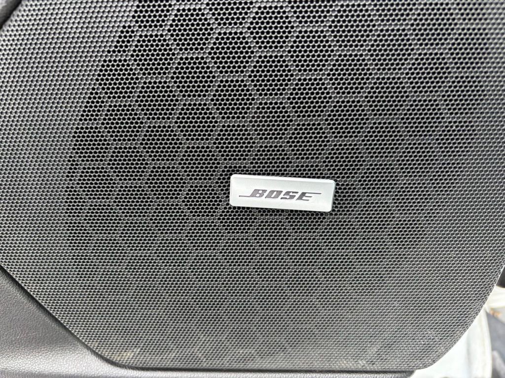 Used 2017 Cadillac XT5 Luxury w/ Driver Awareness Package image 14