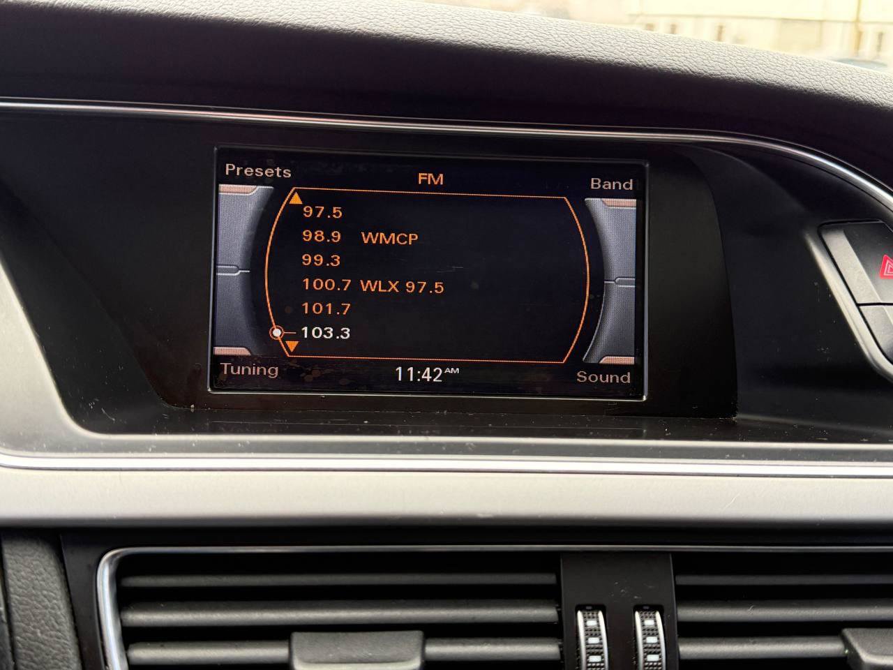 Used 2015 Audi A4 2.0T Premium FWD image 41