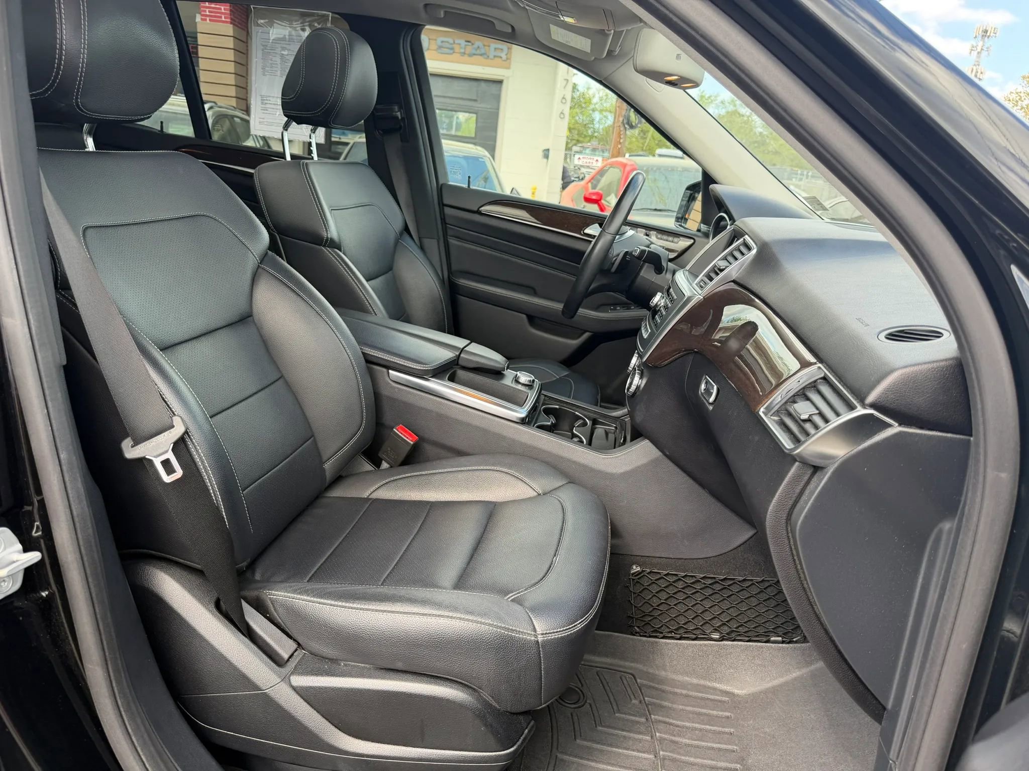 Used 2014 Mercedes-Benz ML 350 4MATIC image 24