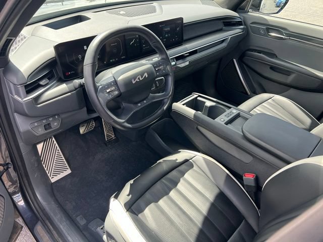 Certified 2024 Kia EV9 GT-Line AWD/4WD image 17