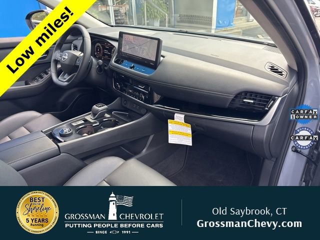 Used 2025 Nissan Rogue SL image 27