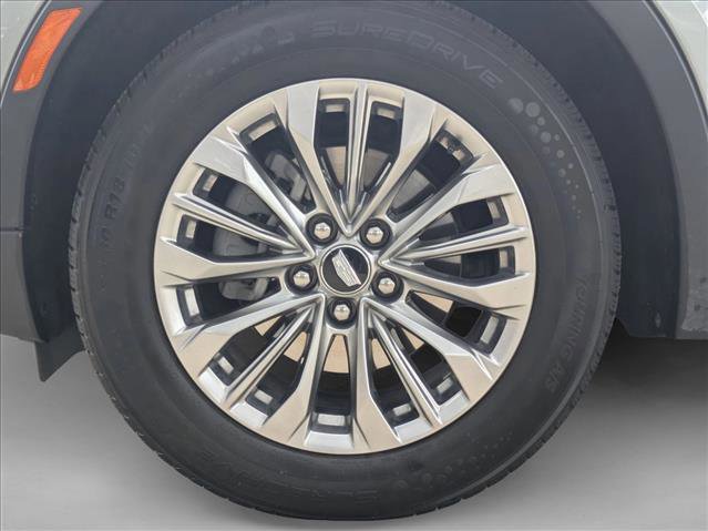 Used 2024 Cadillac XT4 Premium Luxury AWD/4WD image 22