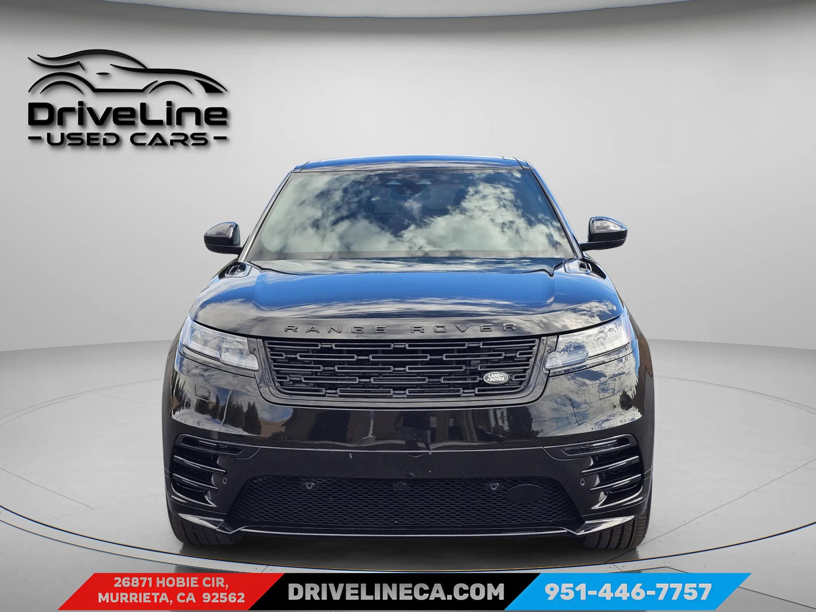 Used 2025 Land Rover Range Rover Velar Dynamic SE AWD/4WD image 2