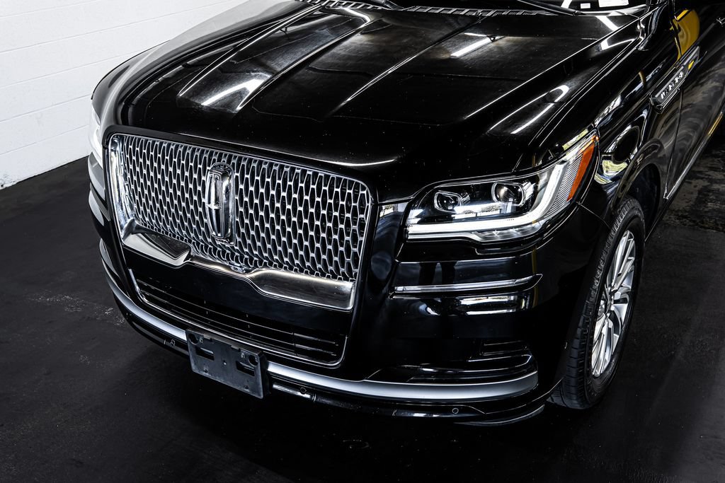 Used 2024 Lincoln Navigator L 4WD image 11