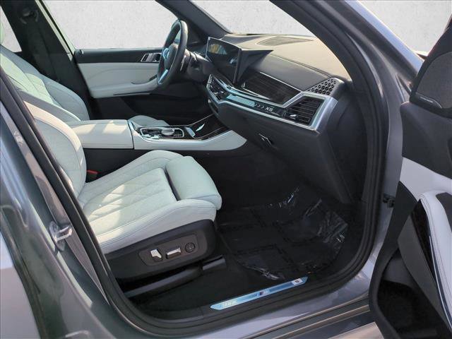 Certified 2026 BMW X5 xDrive40i w/ M Sport Package AWD/4WD image 23