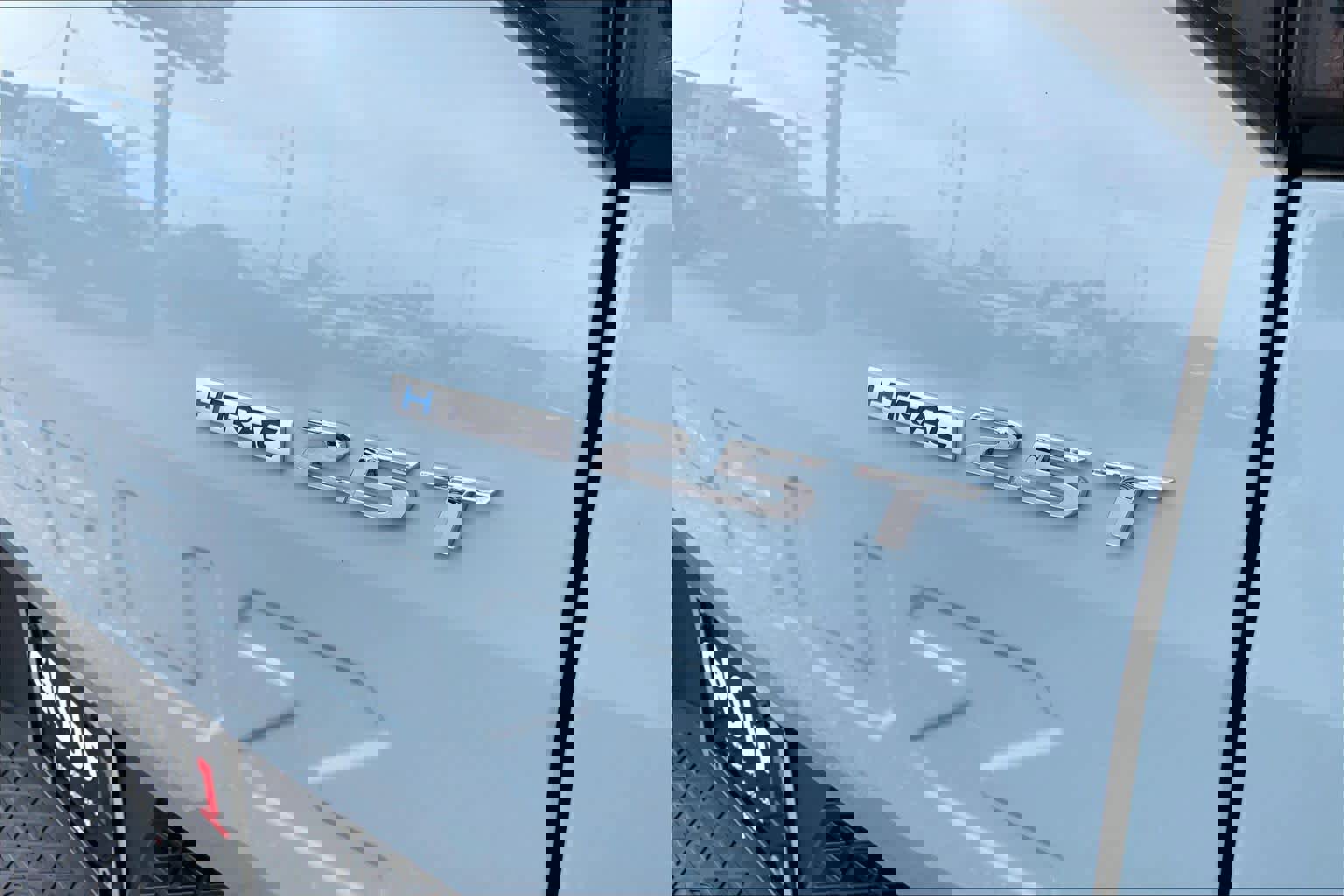 Used 2023 Hyundai Santa Cruz SEL Premium w/ Cargo Package image 10