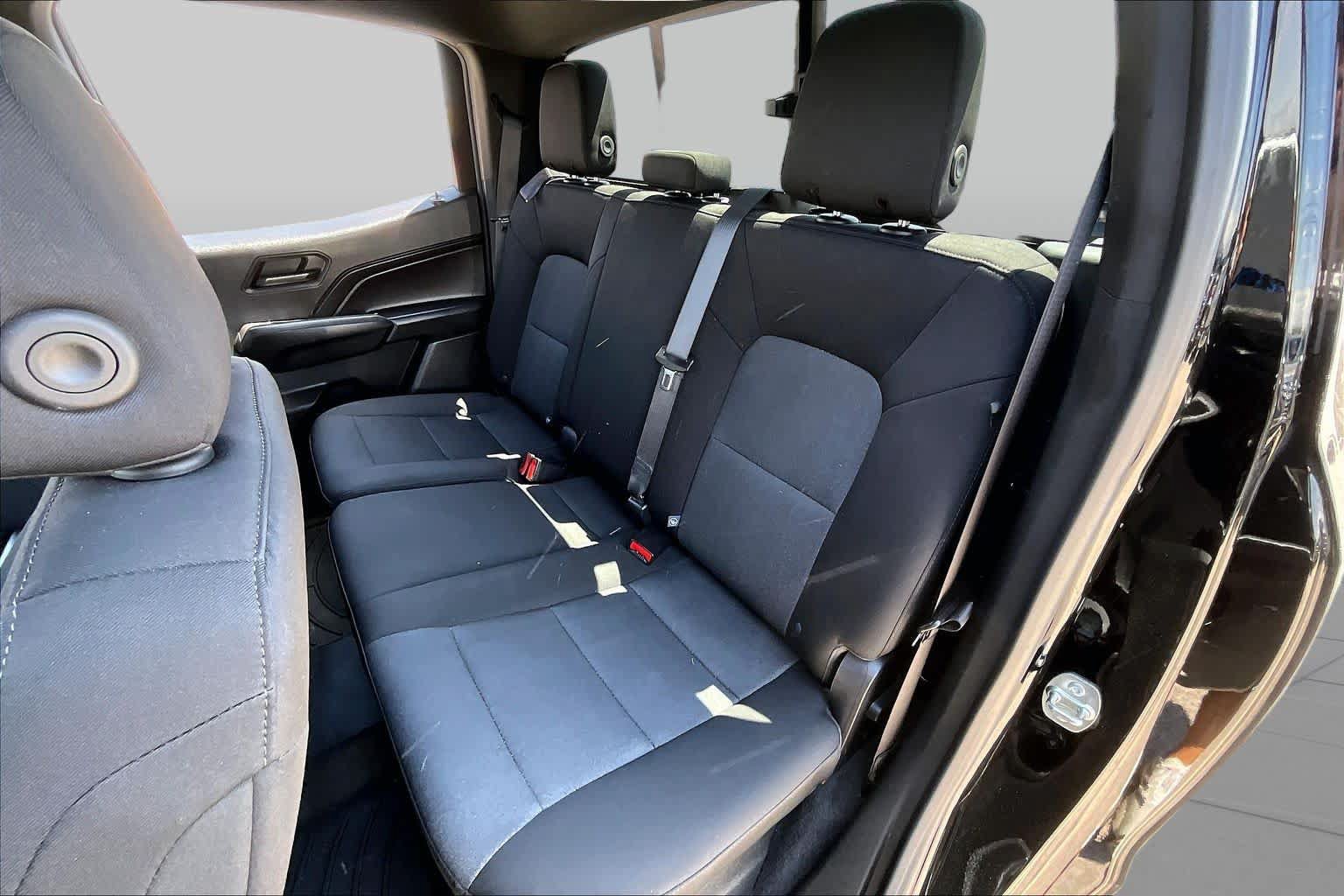Used 2024 Chevrolet Colorado W/T w/ WT Convenience Package II RWD image 18