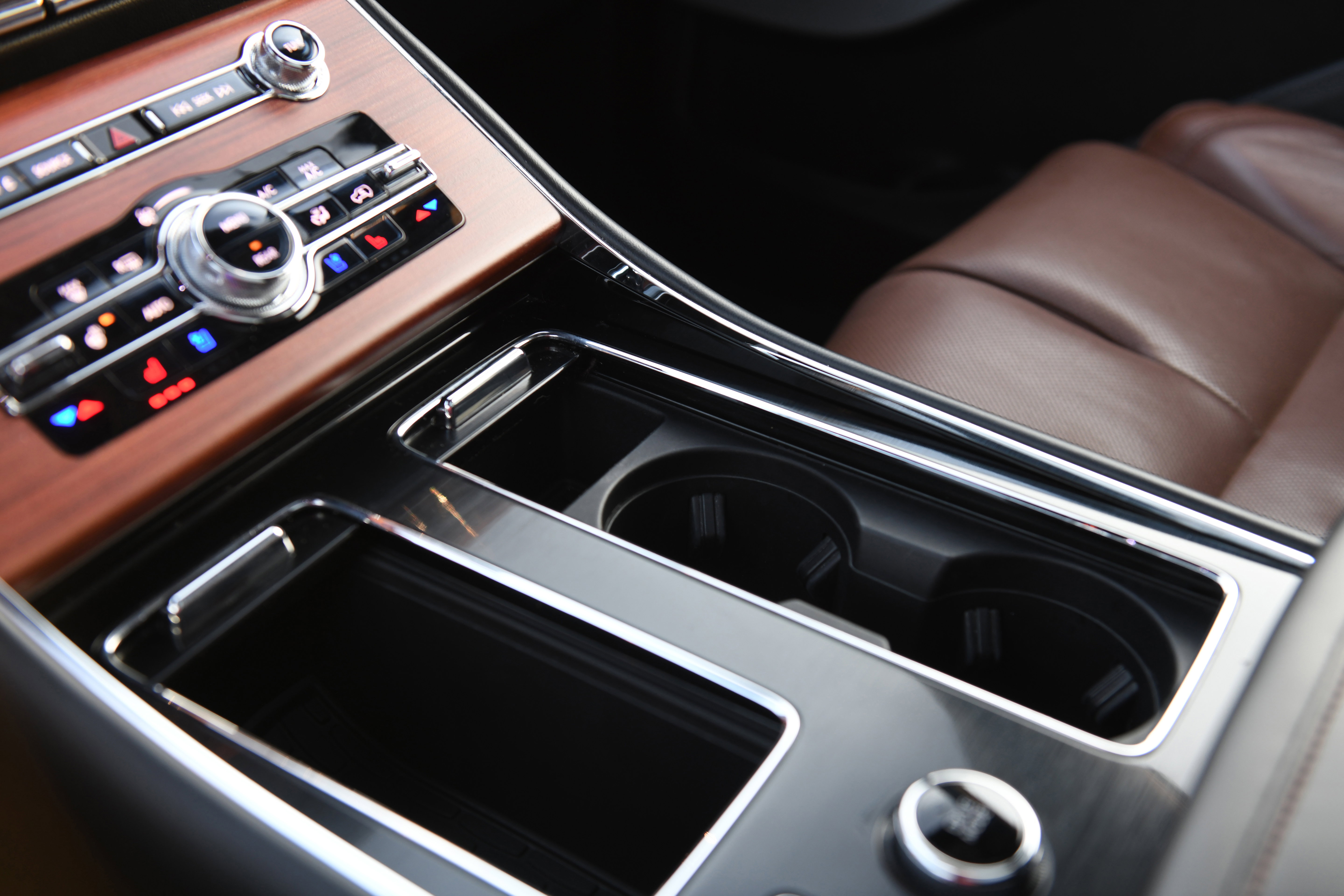 Used 2023 Lincoln Aviator Reserve w/ Equipment Group 201A image 26