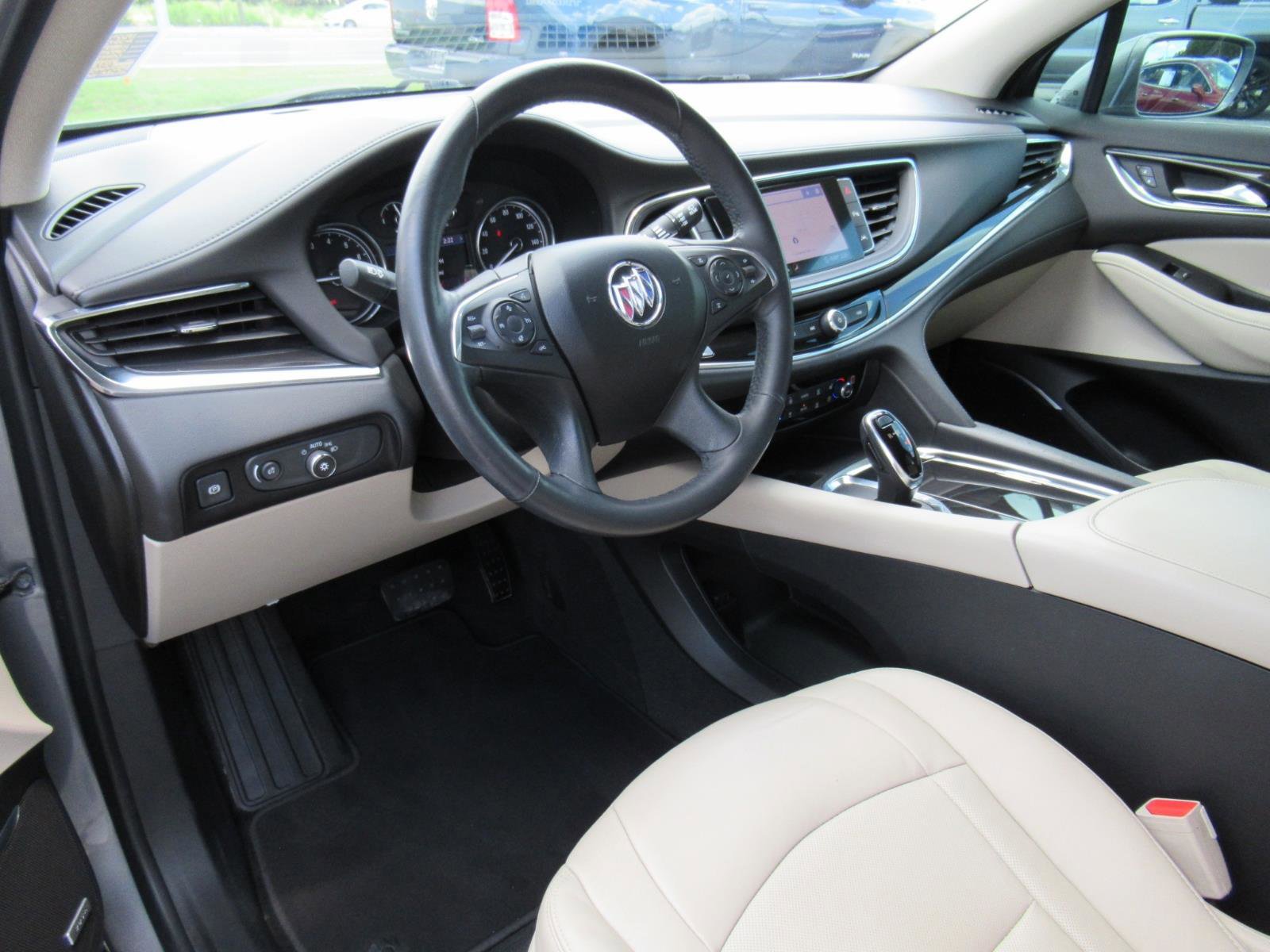 Used 2020 Buick Enclave Premium FWD image 15