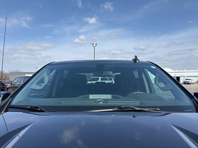 Used 2020 Chevrolet Silverado 1500 Custom w/ Custom Value Package image 25