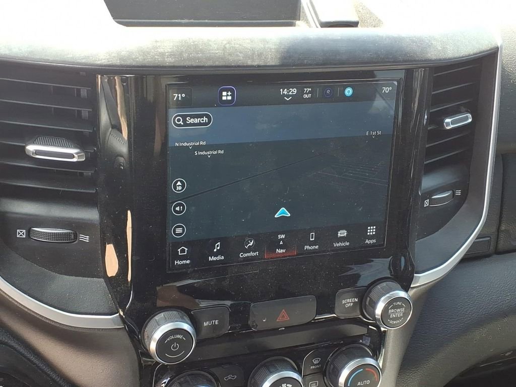 Used 2022 RAM 1500 Big Horn image 5