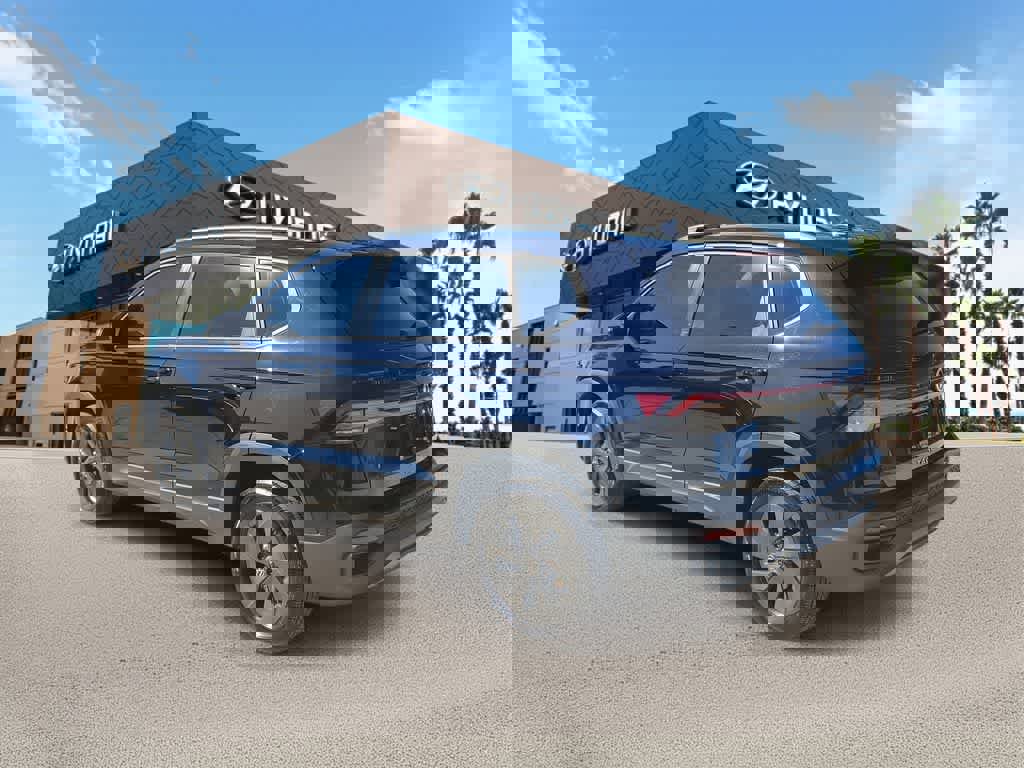 Used 2025 Volkswagen Taos S image 2