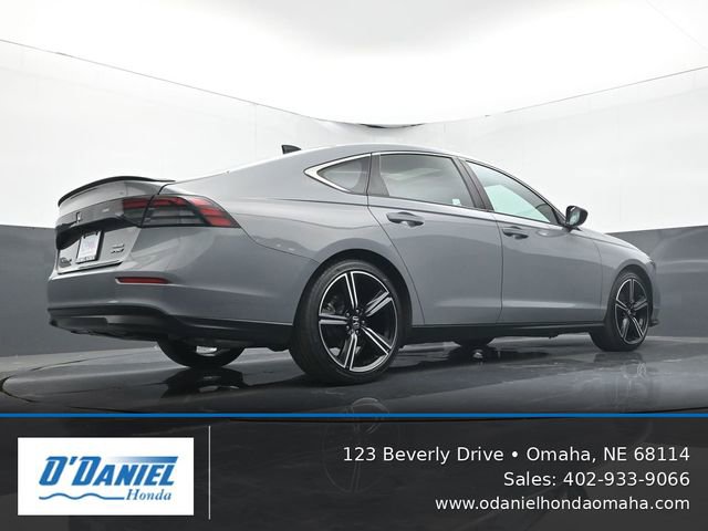 Used 2023 Honda Accord Sport image 12