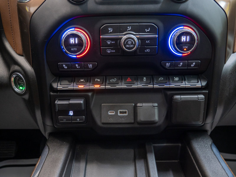 Used 2022 Chevrolet Silverado 1500 High Country image 24