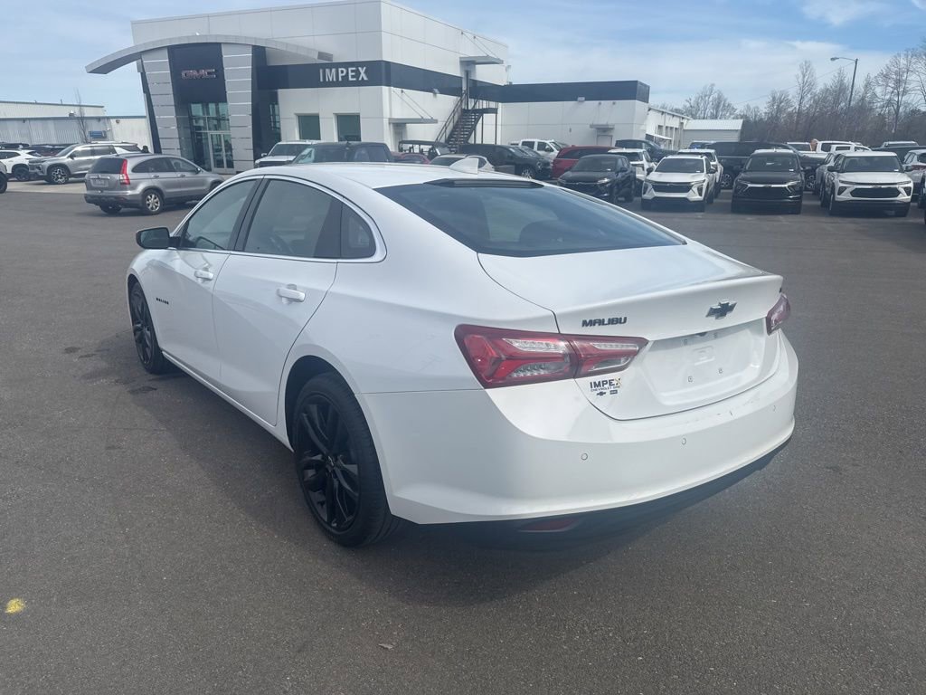 Used 2024 Chevrolet Malibu LT w/ Sport Edition image 3