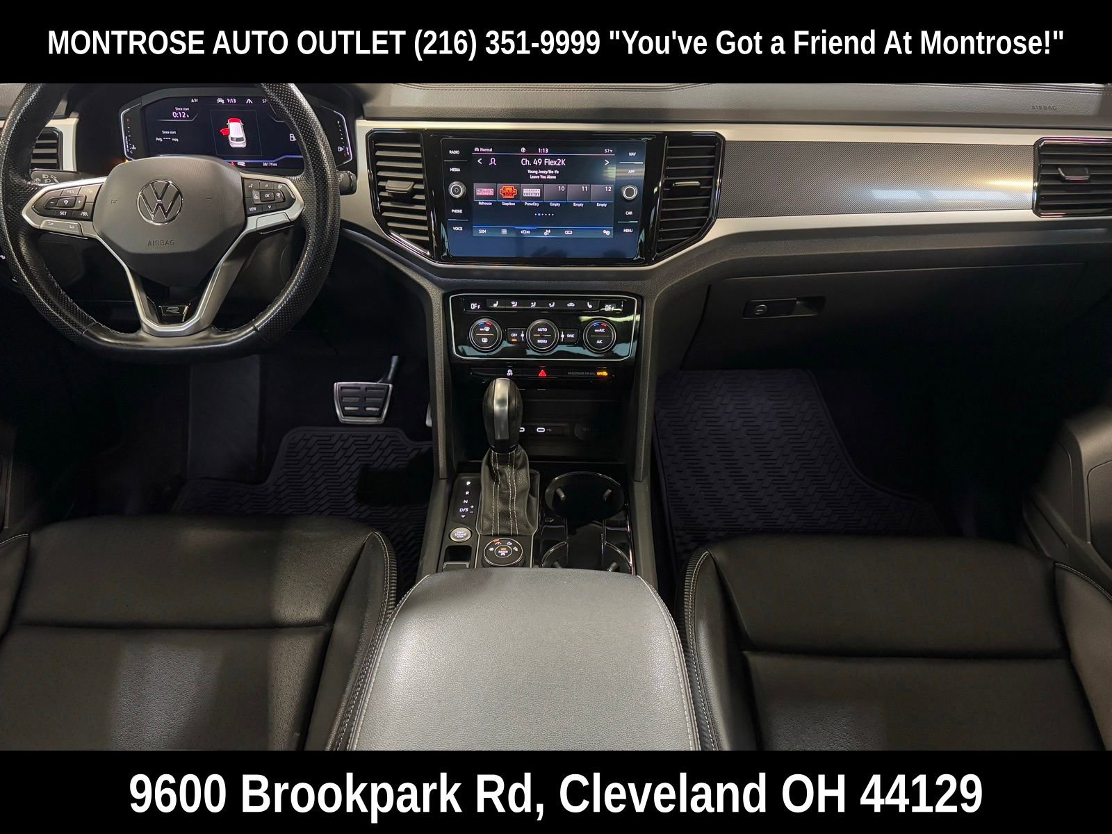 Used 2022 Volkswagen Atlas Cross Sport SEL R-Line image 2