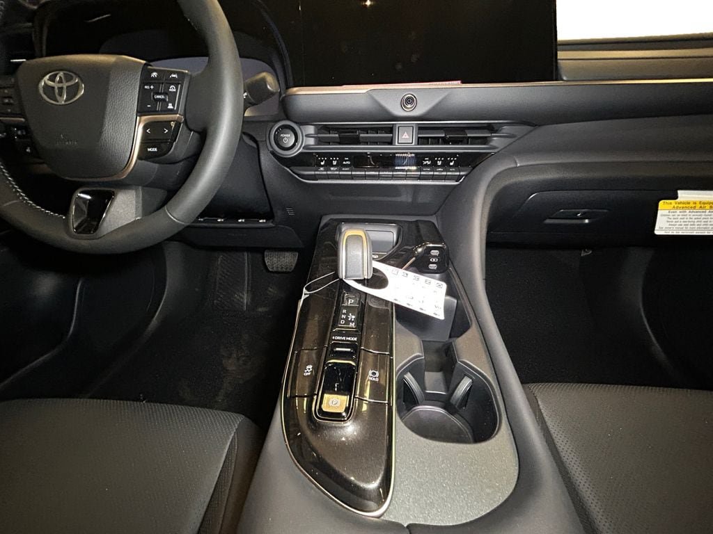 New 2026 Toyota Crown Platinum AWD/4WD image 11