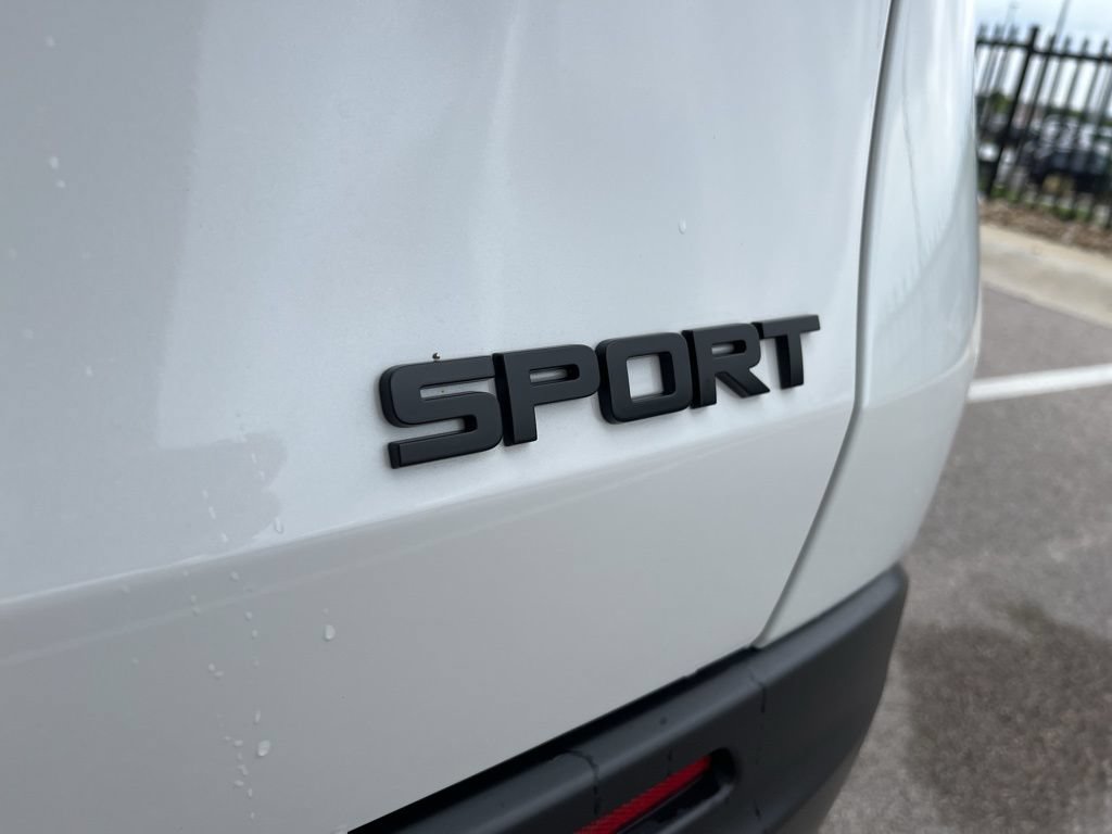 Certified 2026 Honda HR-V Sport image 9