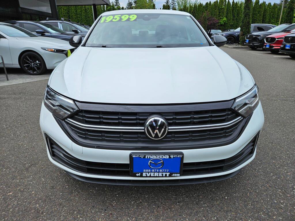 Used 2024 Volkswagen Jetta Sport FWD image 7