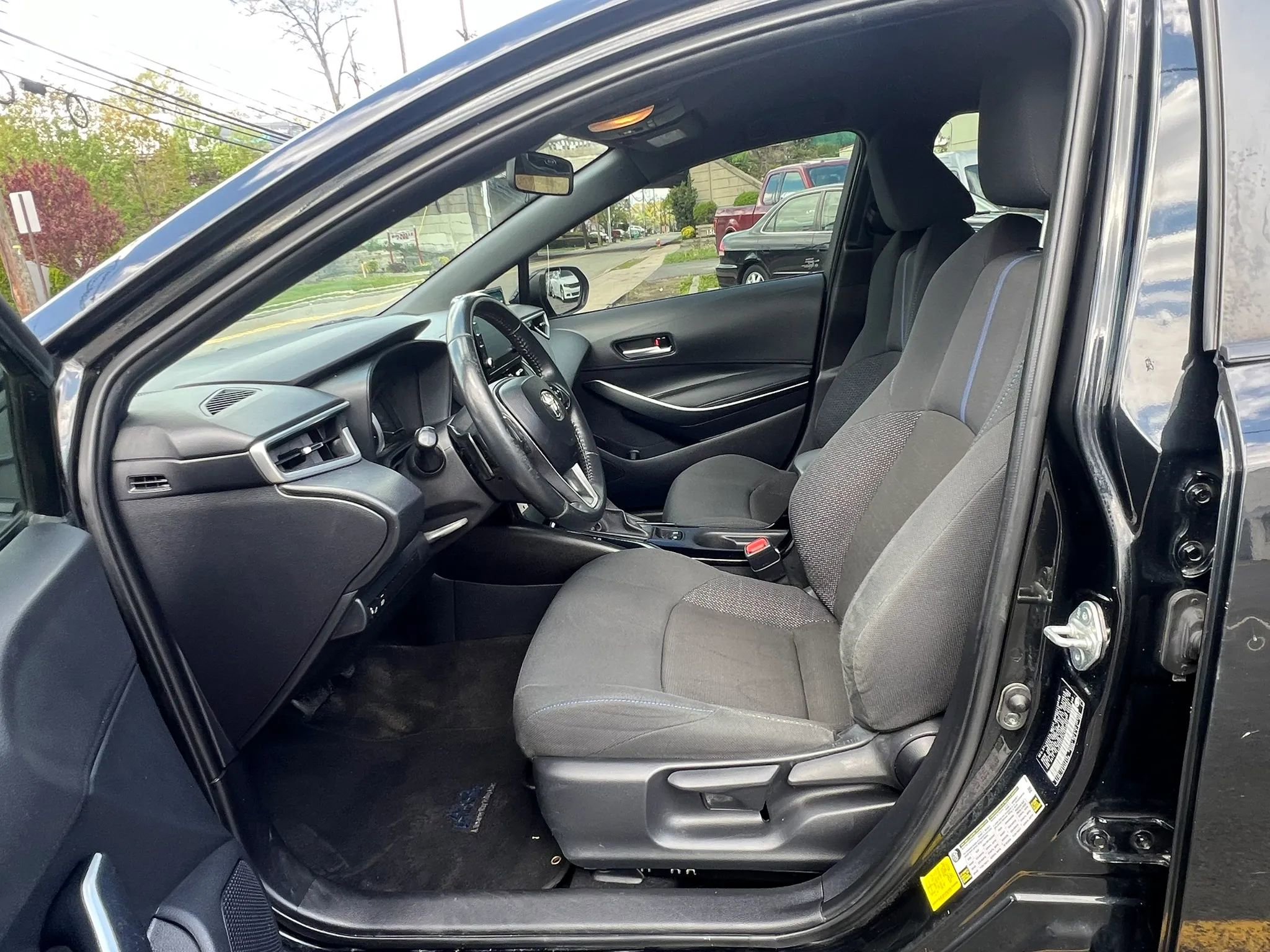 Used 2020 Toyota Corolla SE FWD image 26