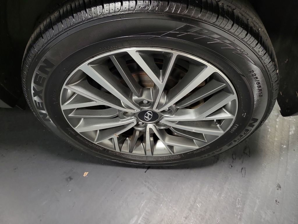 Used 2020 Hyundai Tucson SEL FWD image 11